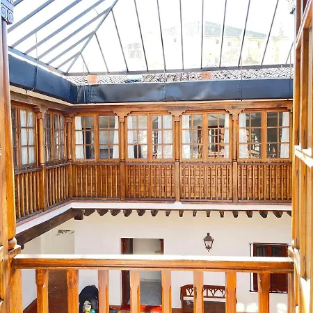 Centro Del Vino Tandal *