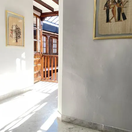 Centro Del Vino Tandal דירה