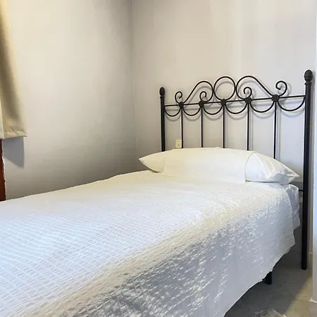 Centro Del Vino Tandal * רונדה