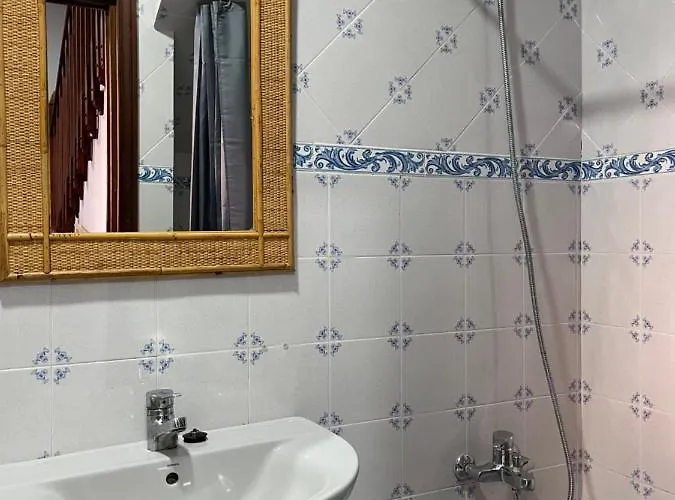 Centro Del Vino Tandal *