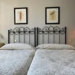 Centro Del Vino Tandal شقة