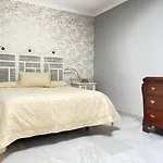 Centro Del Vino Tandal شقة