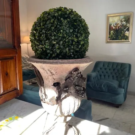 Centro Del Vino Tandal Apartment *