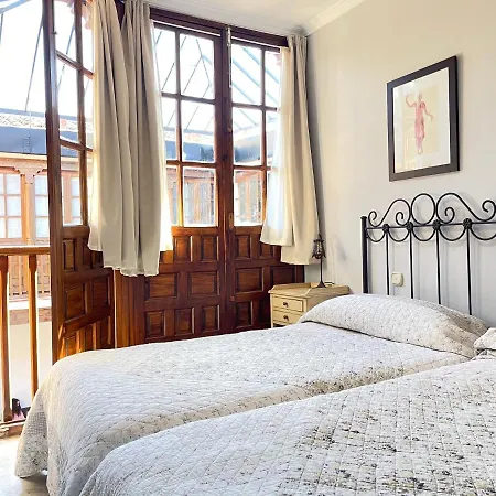 Apartamento Patio De Santa María